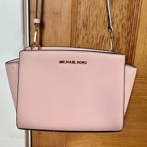 Michael Kors Selma crossbody bag